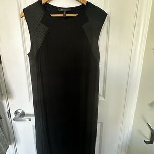 BCBGMaxAzria Black Sleeveless Midi Dress
